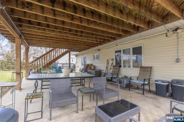 6 Livi Court 1, Elmwood Park, NJ 07407