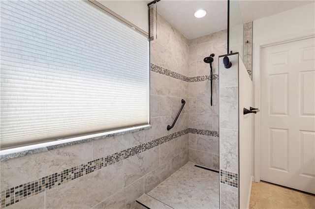 7045 Trellis Court, Alpharetta, GA 30004