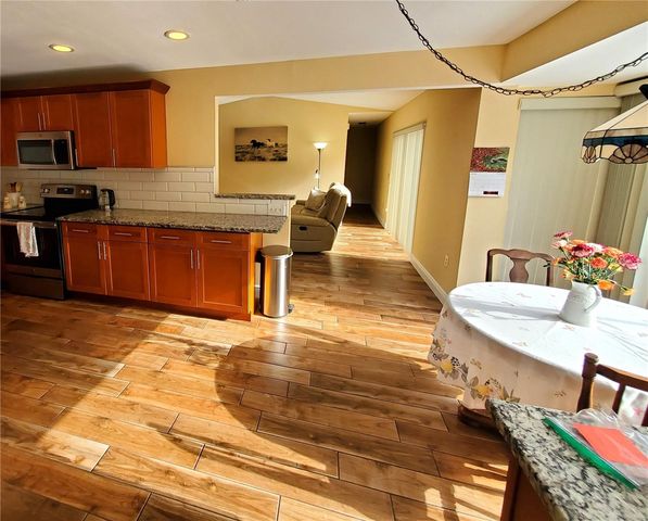 100 WATER OAK WAY, Oldsmar, FL 34677