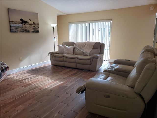 100 WATER OAK WAY, Oldsmar, FL 34677
