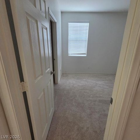 8852 West Quarterhorse Lane, Las Vegas, NV 89148