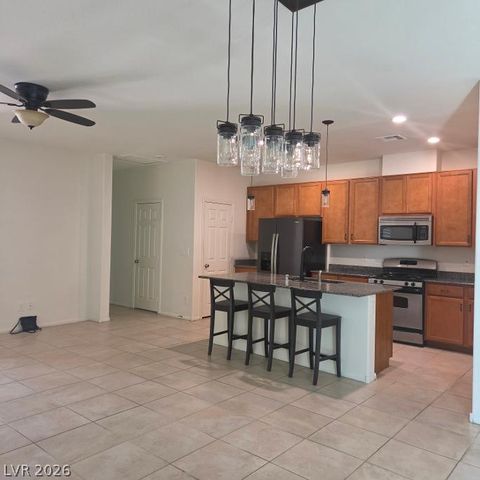 8852 West Quarterhorse Lane, Las Vegas, NV 89148