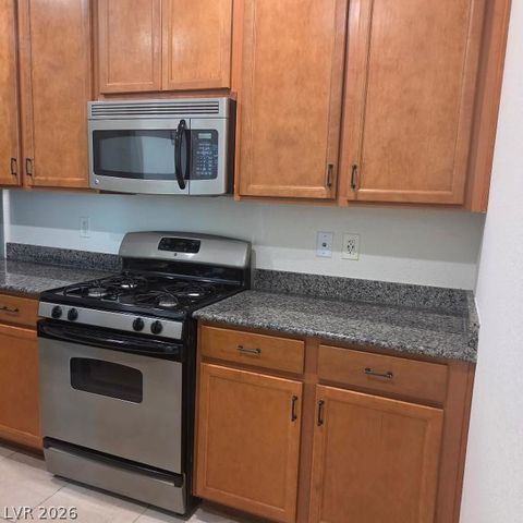 8852 West Quarterhorse Lane, Las Vegas, NV 89148