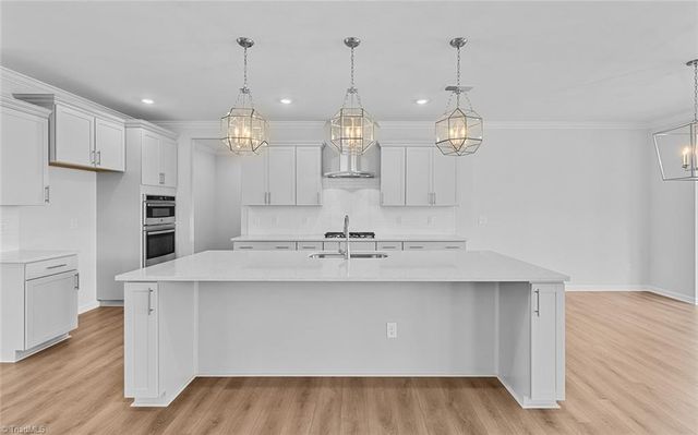 8504 Lemur Lane, Summerfield, NC 27358