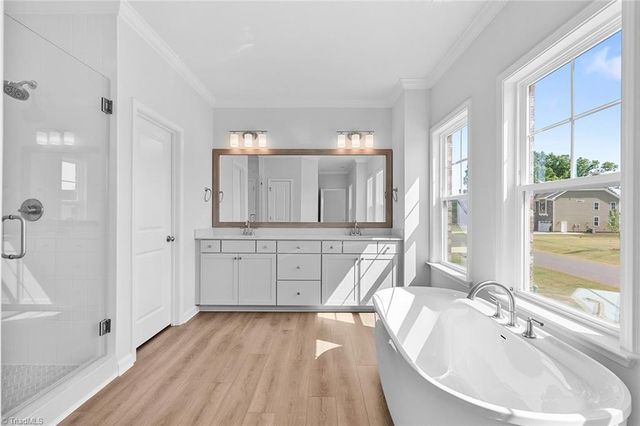 8504 Lemur Lane, Summerfield, NC 27358