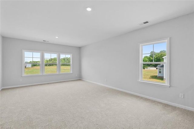 8504 Lemur Lane, Summerfield, NC 27358
