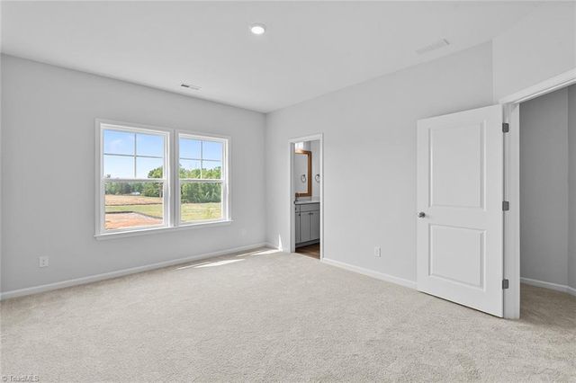 8504 Lemur Lane, Summerfield, NC 27358