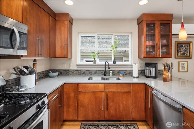 537 A Martin Luther King Jr Way S, Seattle, WA 98144
