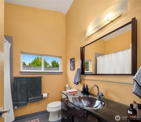 537 A Martin Luther King Jr Way S, Seattle, WA 98144
