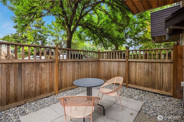 537 A Martin Luther King Jr Way S, Seattle, WA 98144