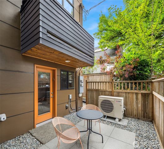 537 A Martin Luther King Jr Way S, Seattle, WA 98144