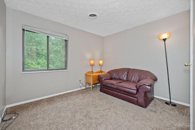 6604 Hearne Road, Green Twp, OH 45248