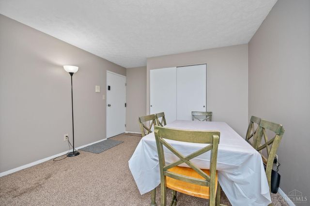 6604 Hearne Road, Green Twp, OH 45248
