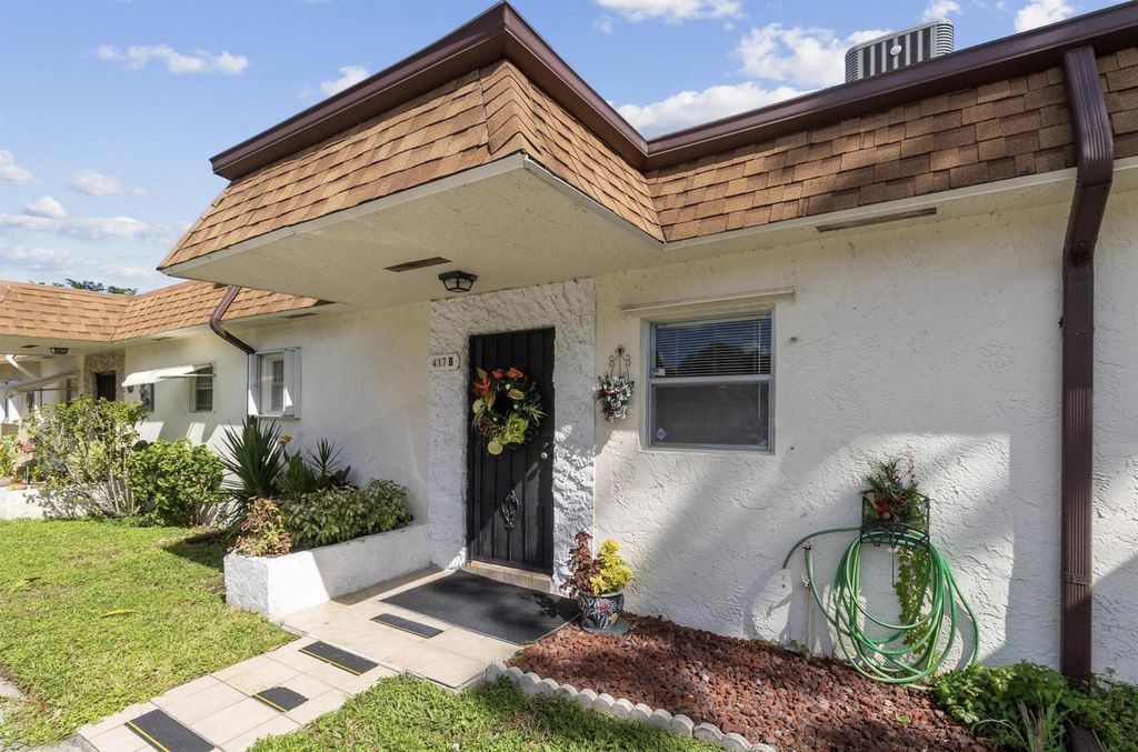 417 SW Natura Avenue B, Deerfield Beach, FL 33441