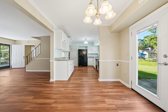 129 Canaberry Circle, Summerville, SC 29483