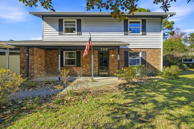 129 Canaberry Circle, Summerville, SC 29483