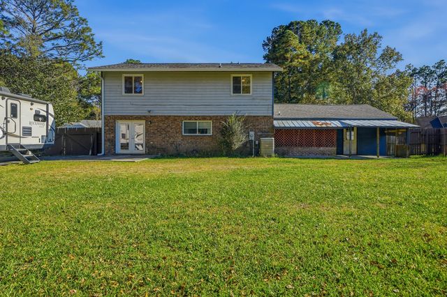 129 Canaberry Circle, Summerville, SC 29483
