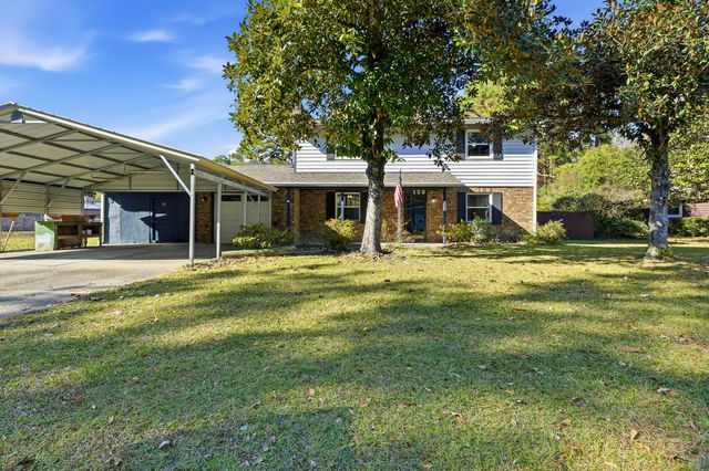 129 Canaberry Circle, Summerville, SC 29483