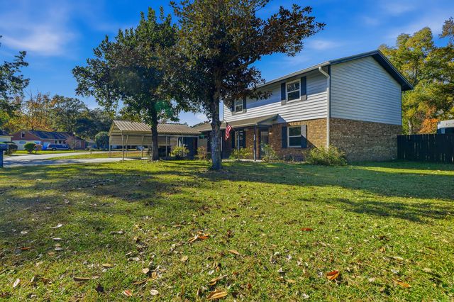 129 Canaberry Circle, Summerville, SC 29483