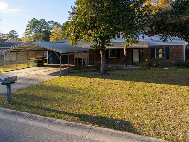 129 Canaberry Circle, Summerville, SC 29483