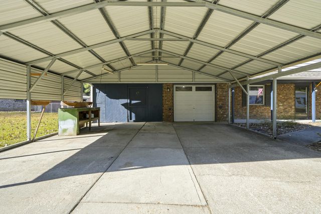 129 Canaberry Circle, Summerville, SC 29483