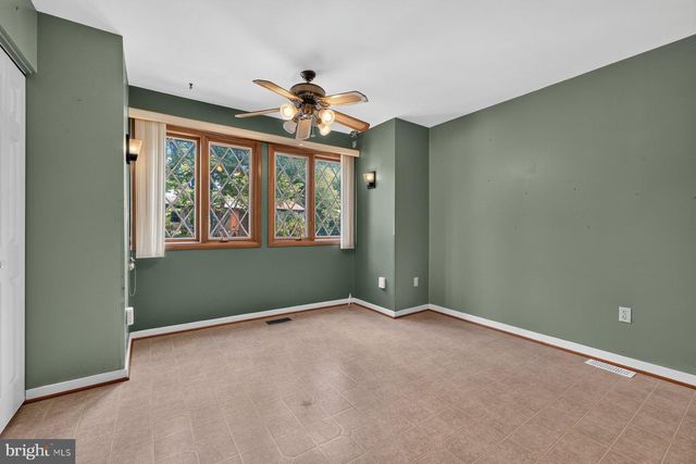 5614 THICKET LN, Columbia, MD 21044