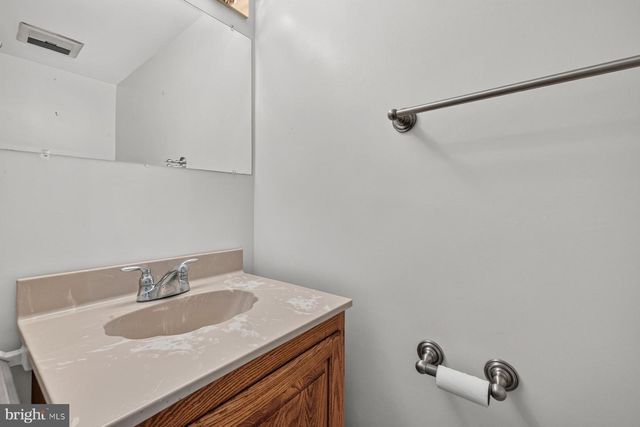 5614 THICKET LN, Columbia, MD 21044
