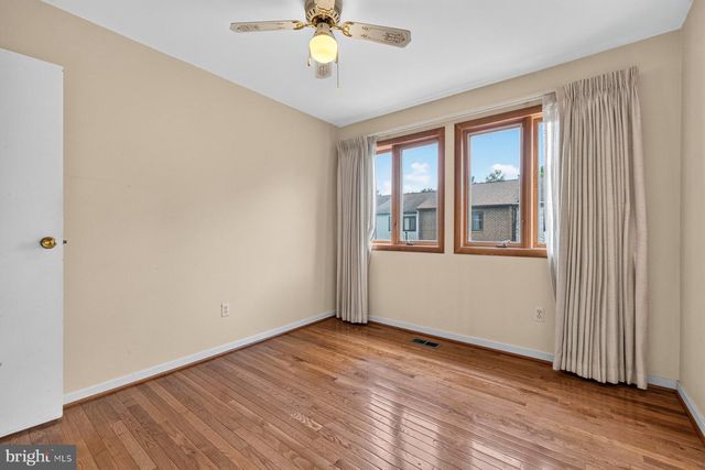 5614 THICKET LN, Columbia, MD 21044