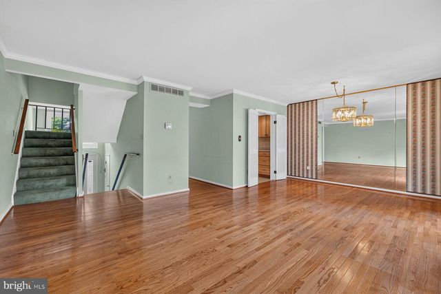 5614 THICKET LN, Columbia, MD 21044