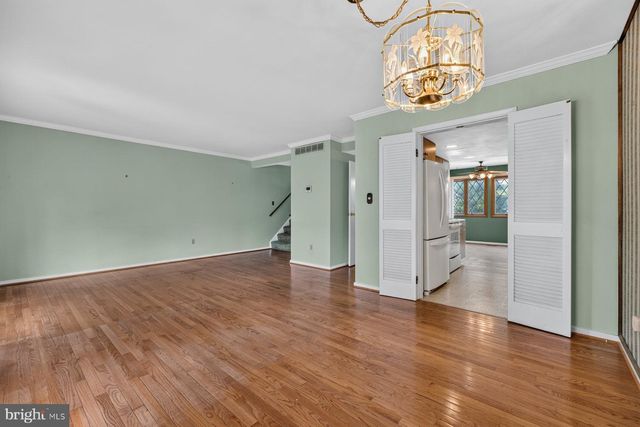 5614 THICKET LN, Columbia, MD 21044