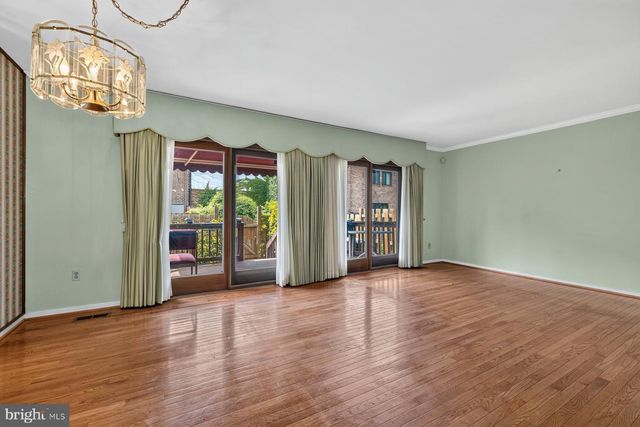 5614 THICKET LN, Columbia, MD 21044