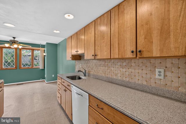 5614 THICKET LN, Columbia, MD 21044