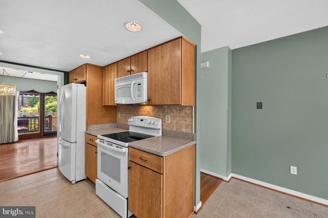 5614 THICKET LN, Columbia, MD 21044