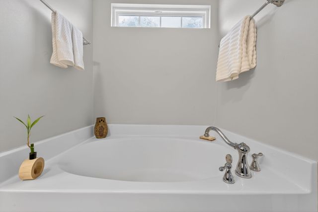 8335 Saint Danasus Dr, Nashville, TN 37211