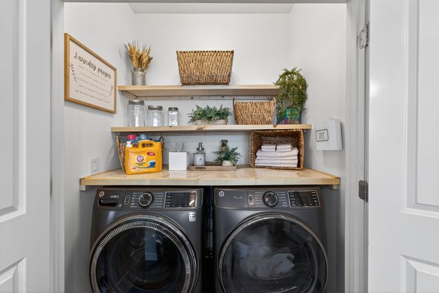 8335 Saint Danasus Dr, Nashville, TN 37211