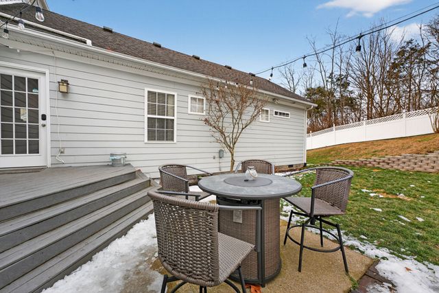 8335 Saint Danasus Dr, Nashville, TN 37211