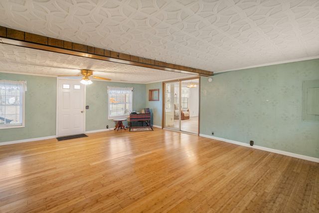 22 Dobie Street, Tunnel Hill, GA 30755