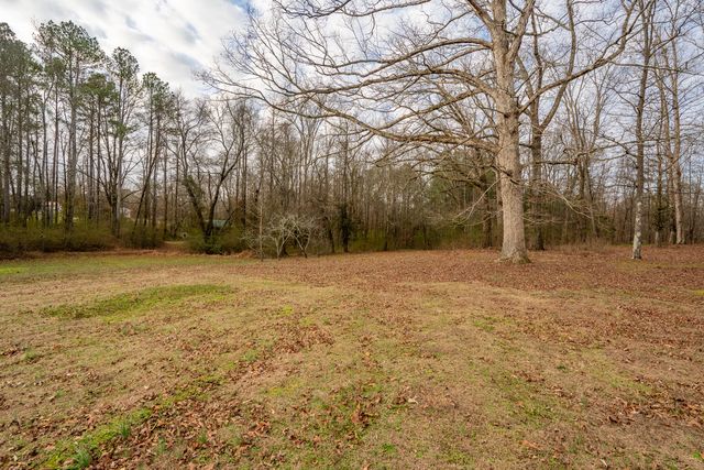 22 Dobie Street, Tunnel Hill, GA 30755