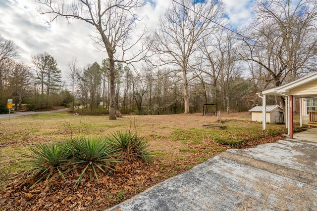 22 Dobie Street, Tunnel Hill, GA 30755