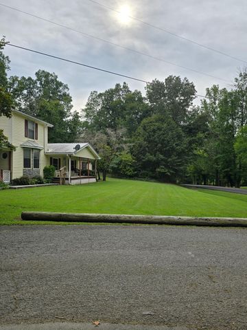 22 Dobie Street, Tunnel Hill, GA 30755
