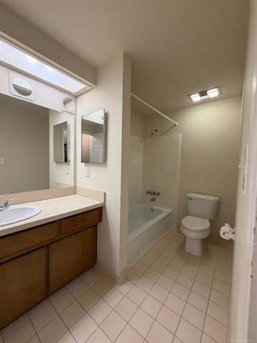 29852 CITY CENTER Drive, Warren, MI 48093