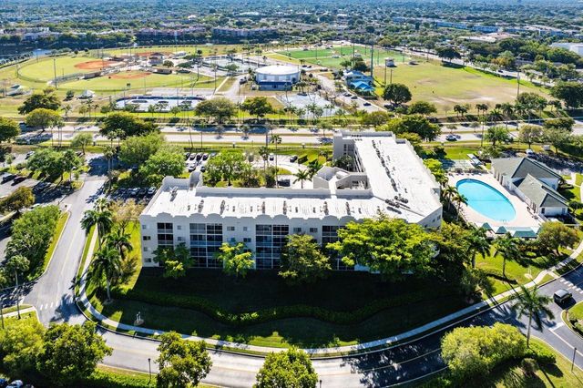 7775 Southampton Terrace 310, Tamarac, FL 33321