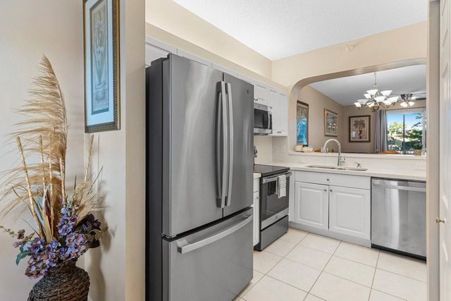 7775 Southampton Terrace 310, Tamarac, FL 33321