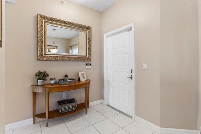 7775 Southampton Terrace 310, Tamarac, FL 33321