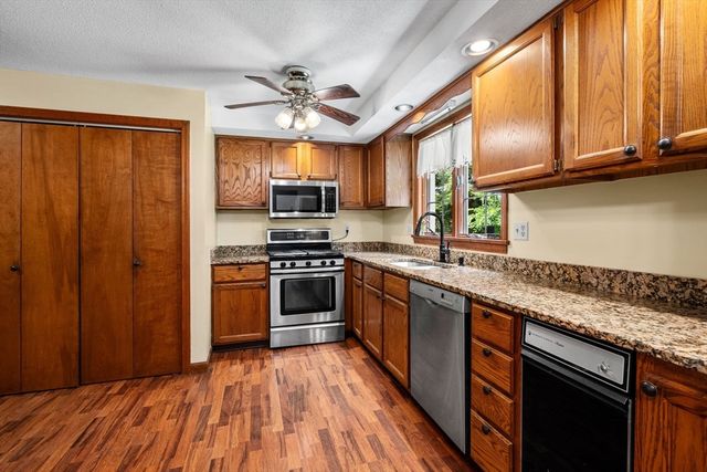 419 Southwick Rd A2, Westfield, MA 01085