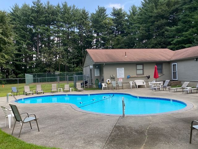 419 Southwick Rd A2, Westfield, MA 01085