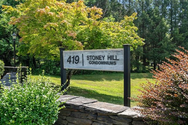 419 Southwick Rd A2, Westfield, MA 01085
