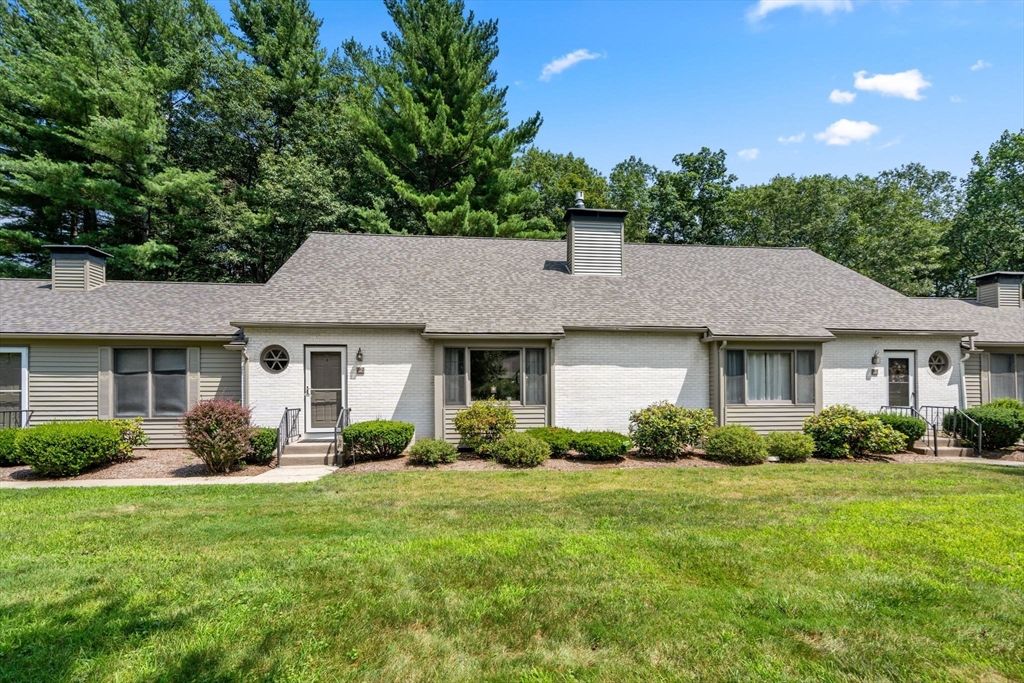419 Southwick Rd A2, Westfield, MA 01085