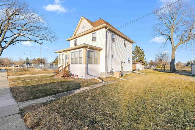 609 GROVE STREET, Beaver Dam, WI 53916