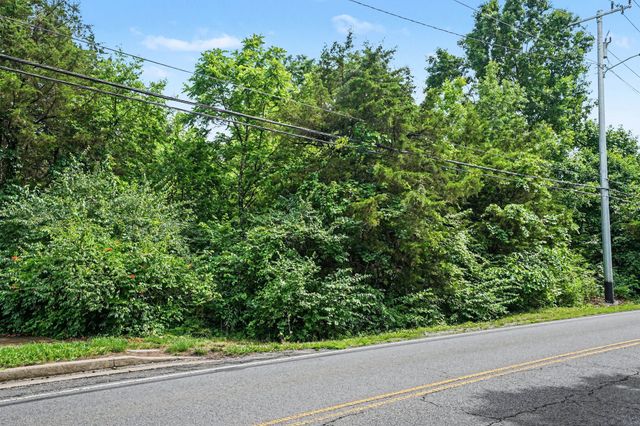 5986 Mount View Rd, Antioch, TN 37013